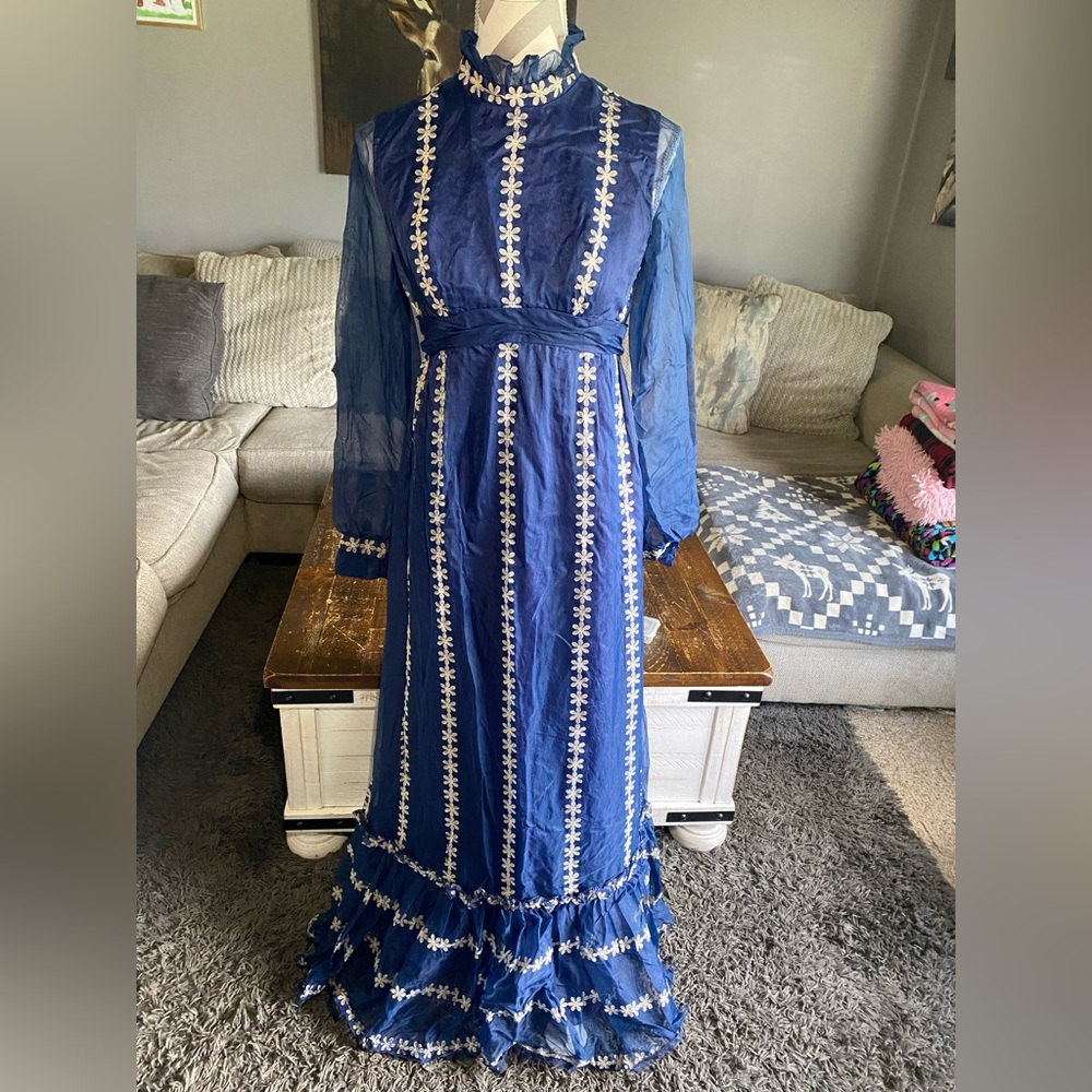 Vintage ILGWU 1960/70’s Emma Domb Daisy Blue Sheer Dress Party Prom Stunning